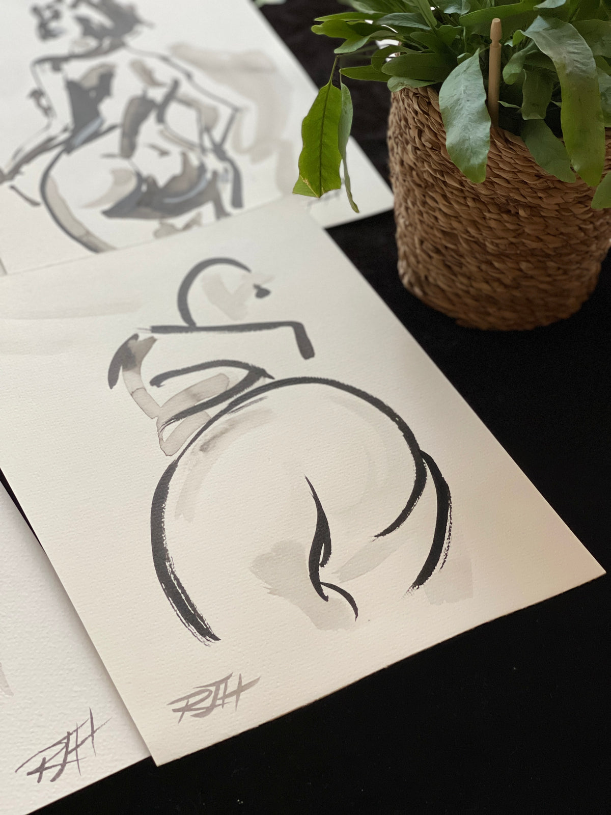 Derriere – original painting by Roberta Heslop – image 9

